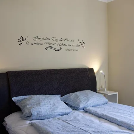 Inselblume 49 - Im Erdgeschoss Der Strandburg Burgtiefe auf Fehmarn